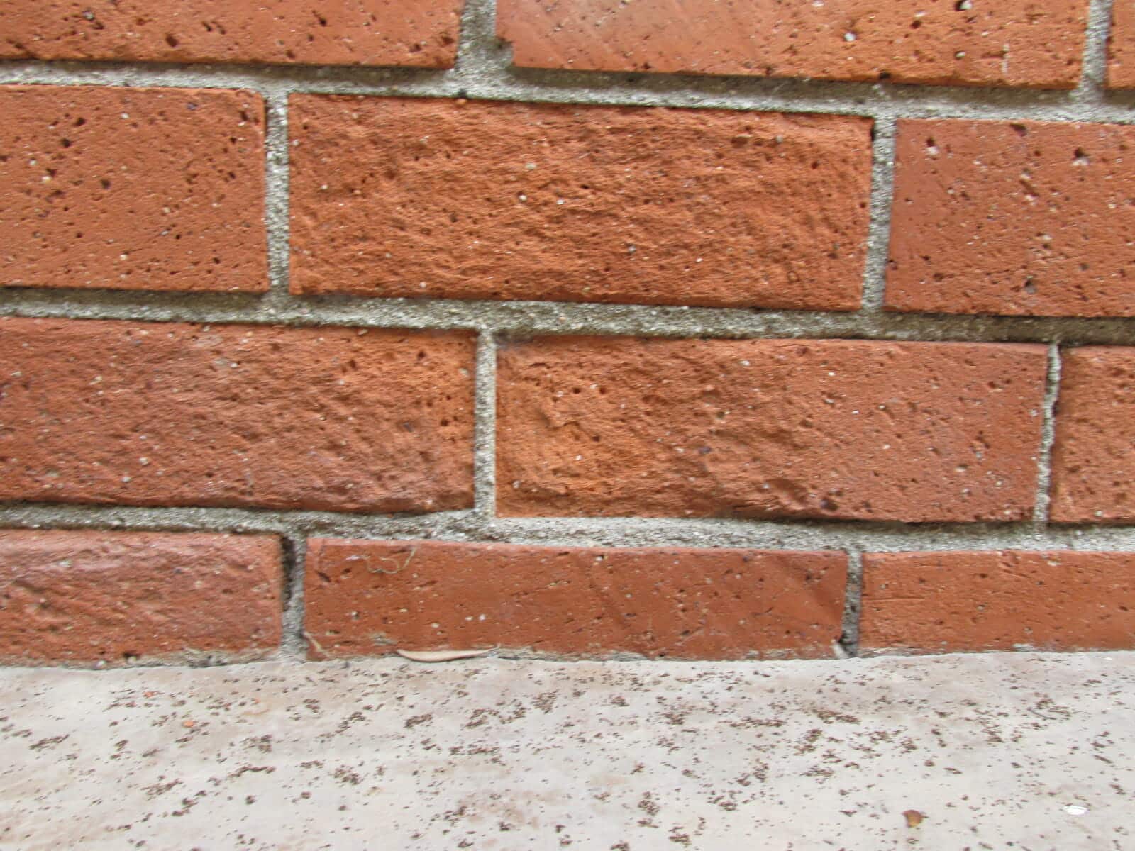 Fireplace: Chimney Brick Deteriorated, Damaged or Spalling