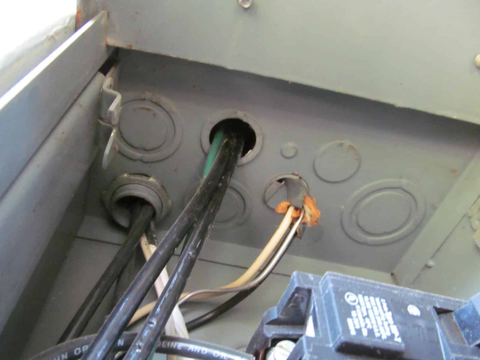 Wire clamps - bushings &amp; connectors