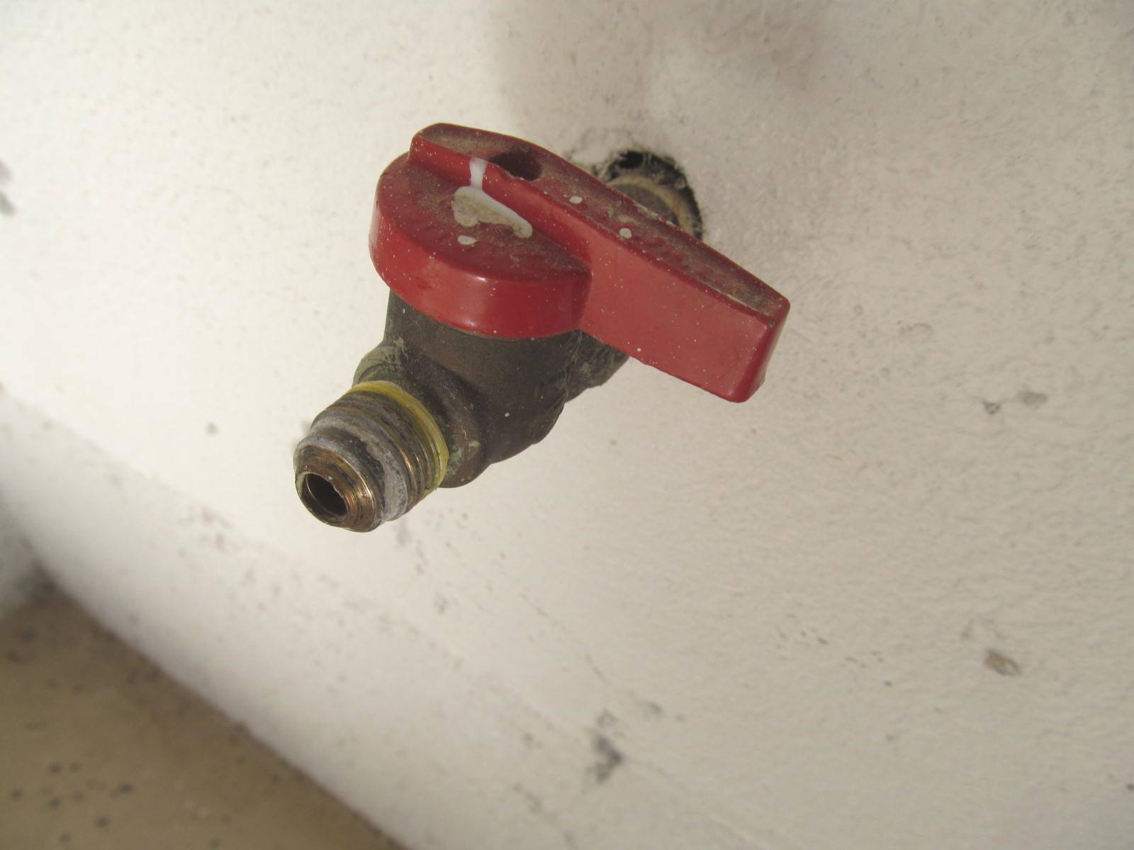 Gas Valve Not Capped: A Hidden Danger When Selling or Buying A Home