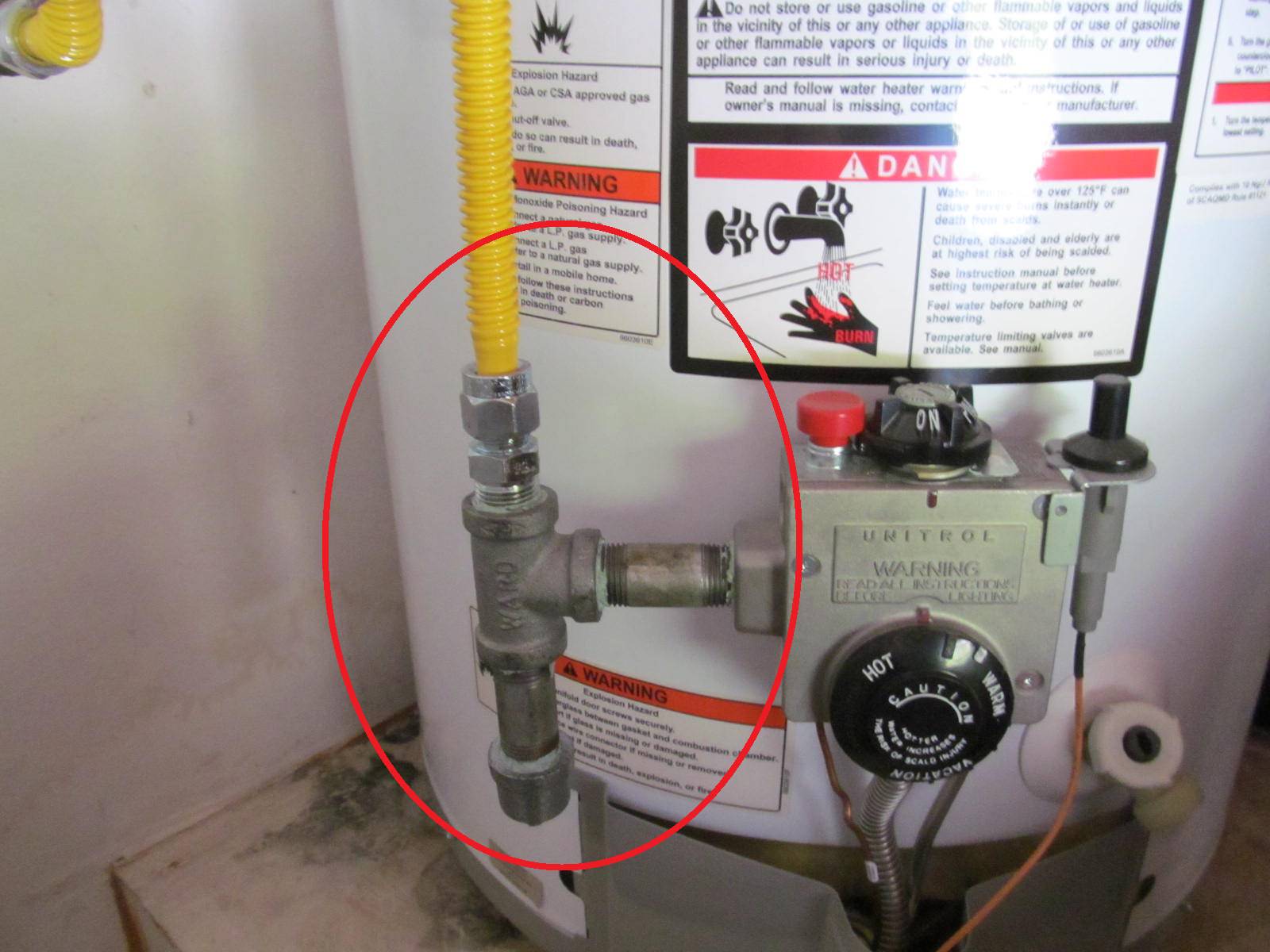 Sediment Trap and Drip Leg on Water Heaters: Purpose and Proper Installation