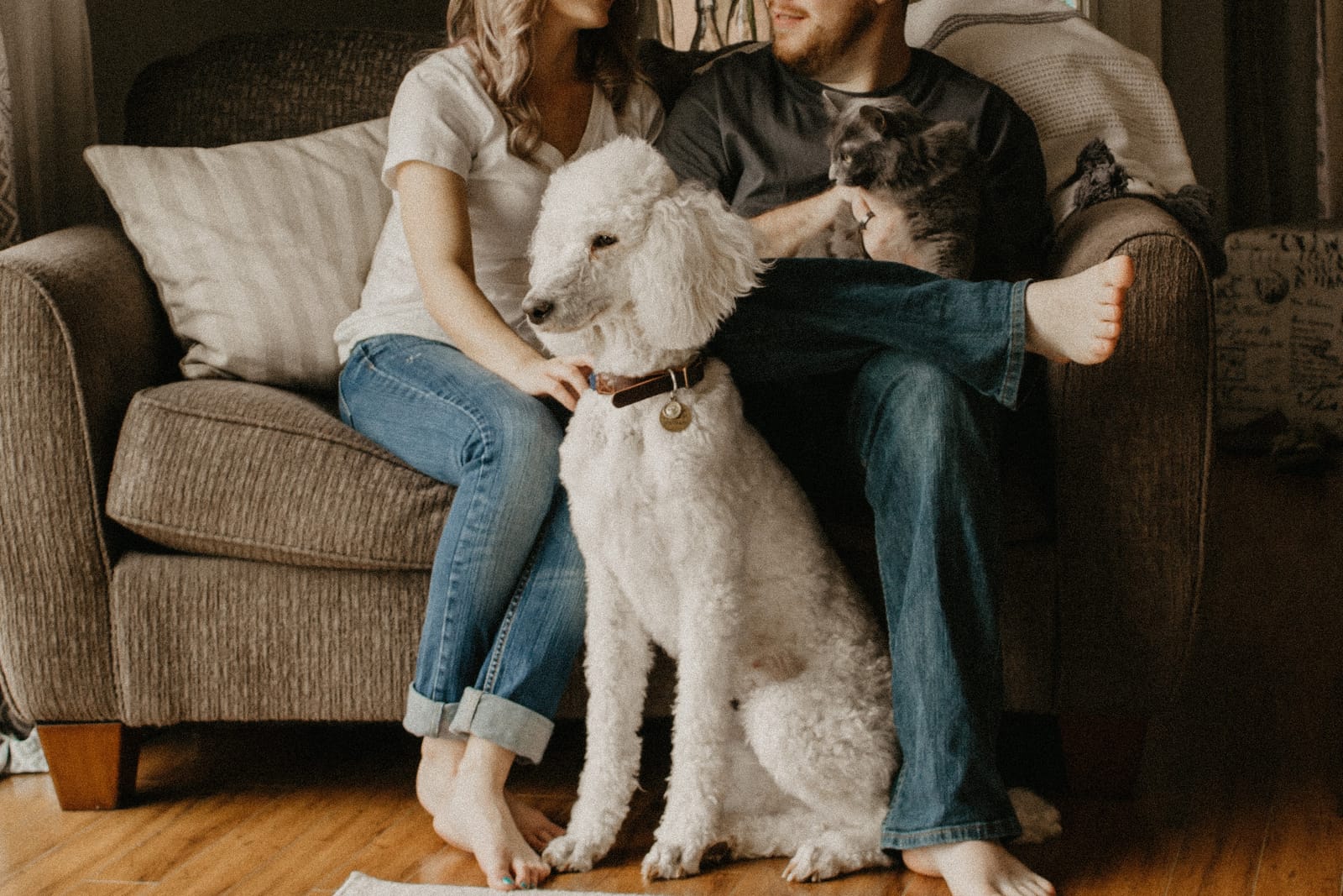 6 Tips for Selling A Home With Pets